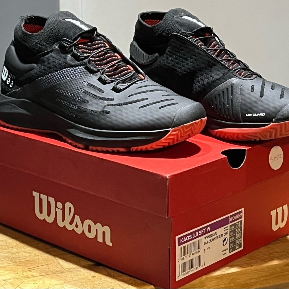 Wilson Kaos 3.0 SFT tennis shoes, women’s size 7.5